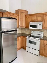 1658 SE 28th Ct-Unit -200 in Homestead, FL - Building Photo - Building Photo