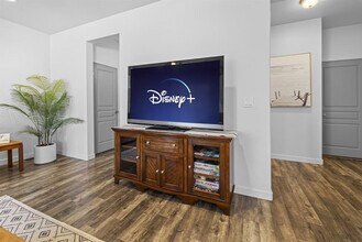 2052 W Bella Ln in Nampa, ID - Building Photo - Building Photo