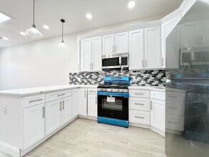 1214 Avenue U in Brooklyn, NY - Building Photo - Building Photo