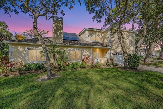 property at 2122 Oak Forest Ln
