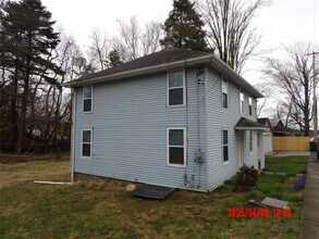 10 Dubois St in Marlboro, NY - Building Photo - Building Photo