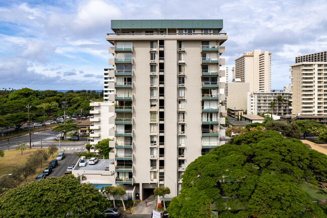 The Parkview in Honolulu, HI - Building Photo - Building Photo