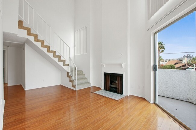 3685 Watseka Ave in Los Angeles, CA - Building Photo - Building Photo