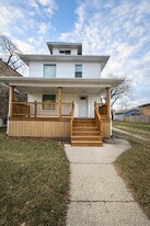 146 S 9th Ave in Maywood, IL - Building Photo