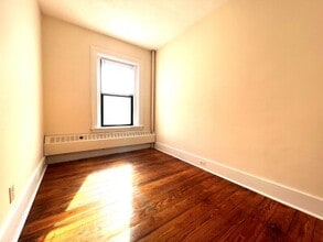 5 Glen Rd, Unit 2 in Boston, MA - Building Photo - Building Photo