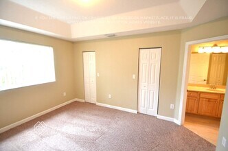 6026 Woodlands Blvd in Tamarac, FL - Building Photo - Building Photo