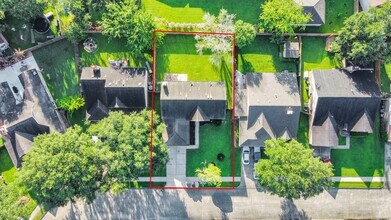 4211 Royal Manor Dr in Pasadena, TX - Building Photo - Building Photo