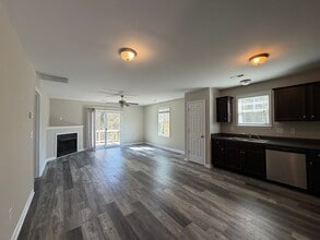 151 Pine Hollow Rd in Holly Ridge, NC - Building Photo - Building Photo