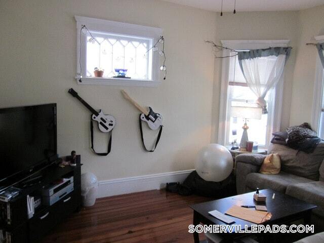 81 Newbury St, Unit 2