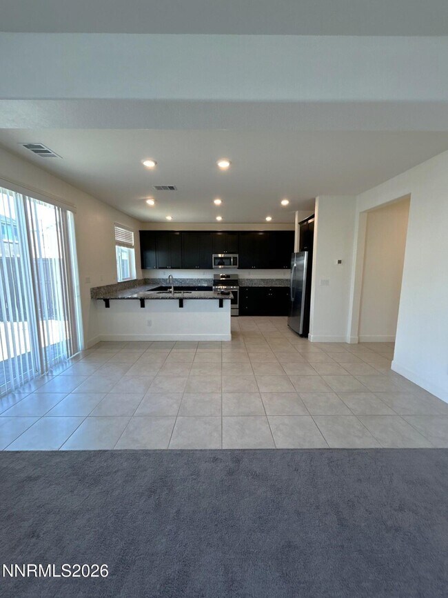 2042 Maradona Dr in Sparks, NV - Building Photo - Building Photo