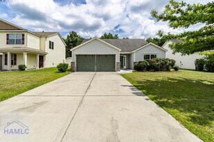 319 Connor Ct, Unit 1-208 in Hinesville, GA - Building Photo