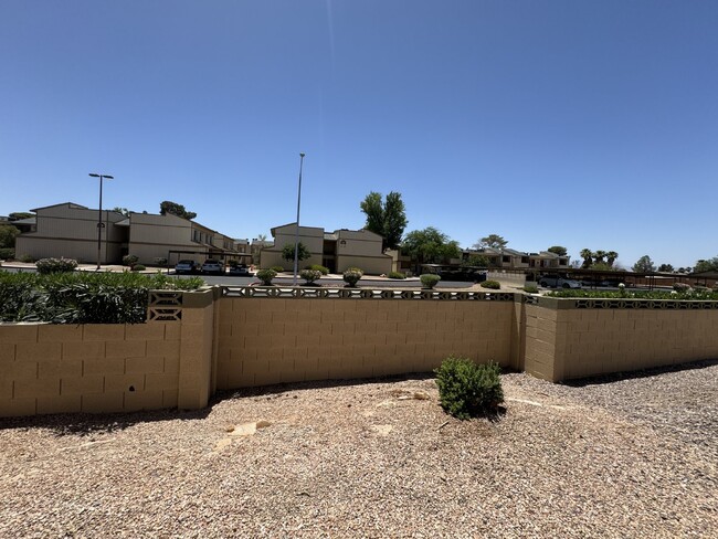 3865 Soda Springs Dr in Las Vegas, NV - Building Photo - Building Photo