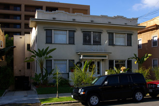 2542 Front St in San Diego, CA - Building Photo - Building Photo