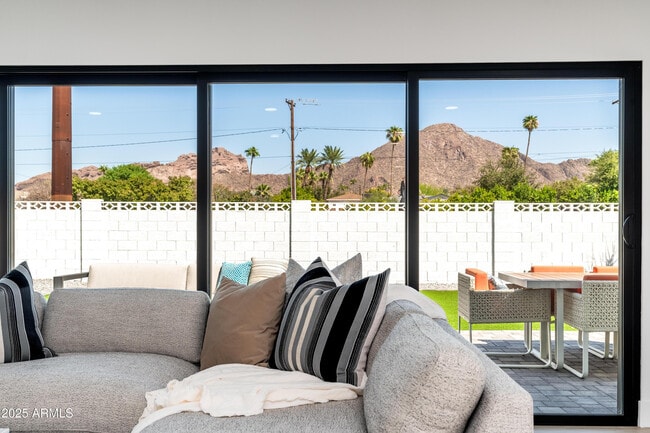 4464 E Campbell Ave in Phoenix, AZ - Building Photo - Building Photo