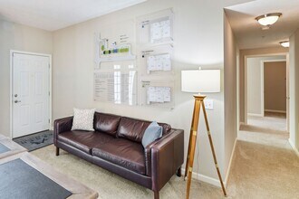 1581 Gilmore Park Ave in Columbus, OH - Building Photo - Building Photo