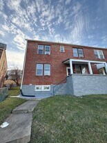 2525 W Cold Spring Ln in Baltimore, MD - Building Photo