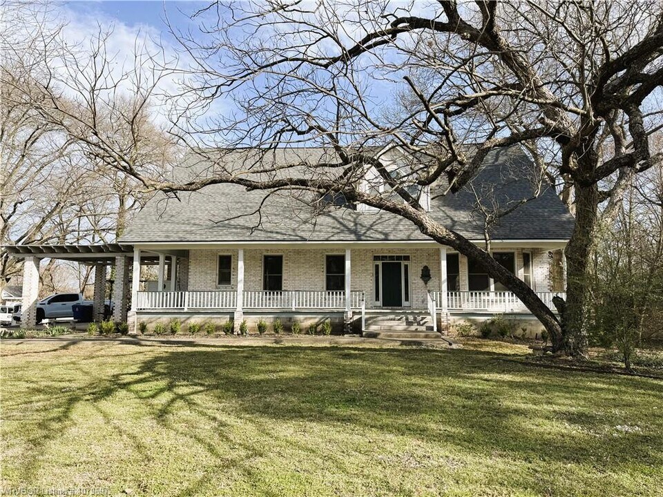 3603 Free Ferry Rd in Fort Smith, AR - Building Photo