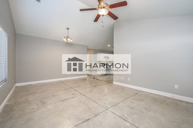 422 Sunflower Dr in El Dorado, KS - Building Photo - Building Photo