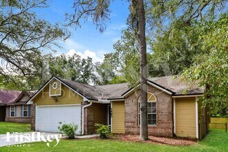 7480 Countryman Ln in Jacksonville, FL - Foto de edificio - Building Photo