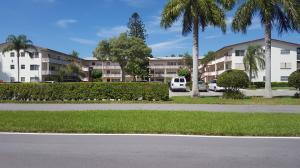 562 Fanshaw N in Boca Raton, FL - Building Photo