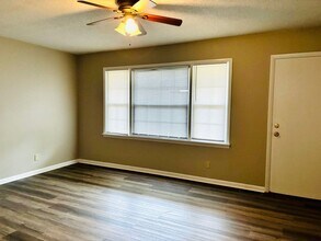 136 Rockwell Cove in Jackson, TN - Building Photo - Building Photo