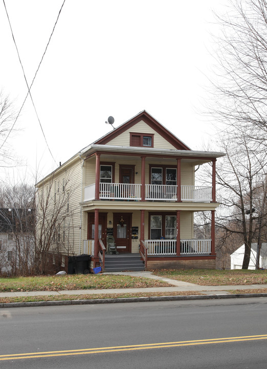 250 Pawling Ave in Troy, NY - Building Photo