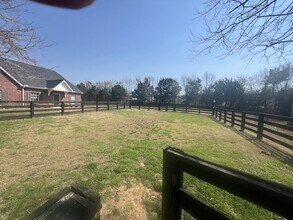 1019 Briggs Ln in Spring Hill, TN - Building Photo - Building Photo