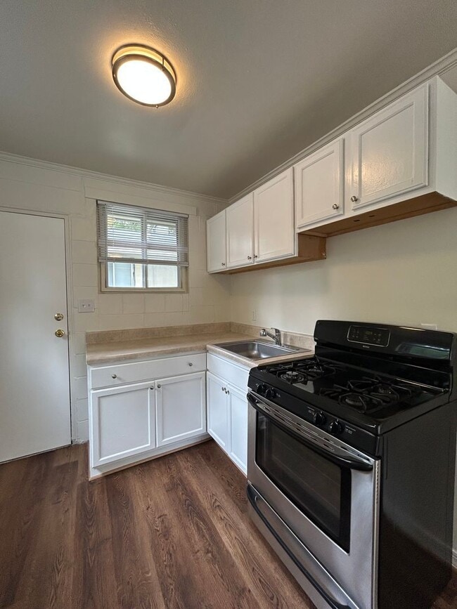 property at 815-15 1/2 15th Half St