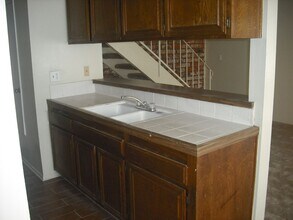 2571 Rudder Ave in Port Hueneme, CA - Building Photo - Building Photo
