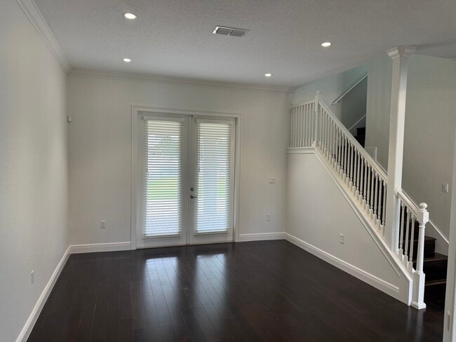 3900 Lake Sarah Dr in Orlando, FL - Building Photo - Building Photo