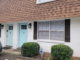 625 Coleman St in Hapeville, GA - Building Photo