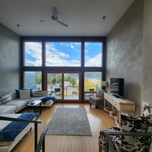 606 Cascade Ave in Hood River, OR - Building Photo - Building Photo