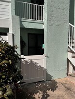 1 Windrush Blvd in Indian Rocks Beach, FL - Building Photo