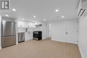 179 Beatrice St in Toronto, ON - Building Photo - Building Photo