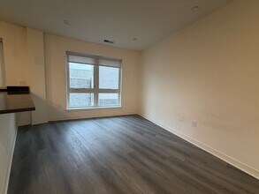 2451 Frankford Ave in Philadelphia, PA - Building Photo - Building Photo