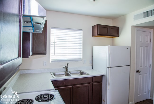 852 N Sagman St in Las Vegas, NV - Building Photo - Building Photo