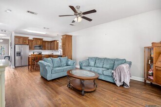 10664 Florida Blvd in Walker, LA - Building Photo - Building Photo