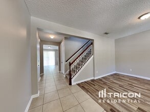 156 Tollerton Avenue in Saint Johns, FL - Building Photo - Building Photo