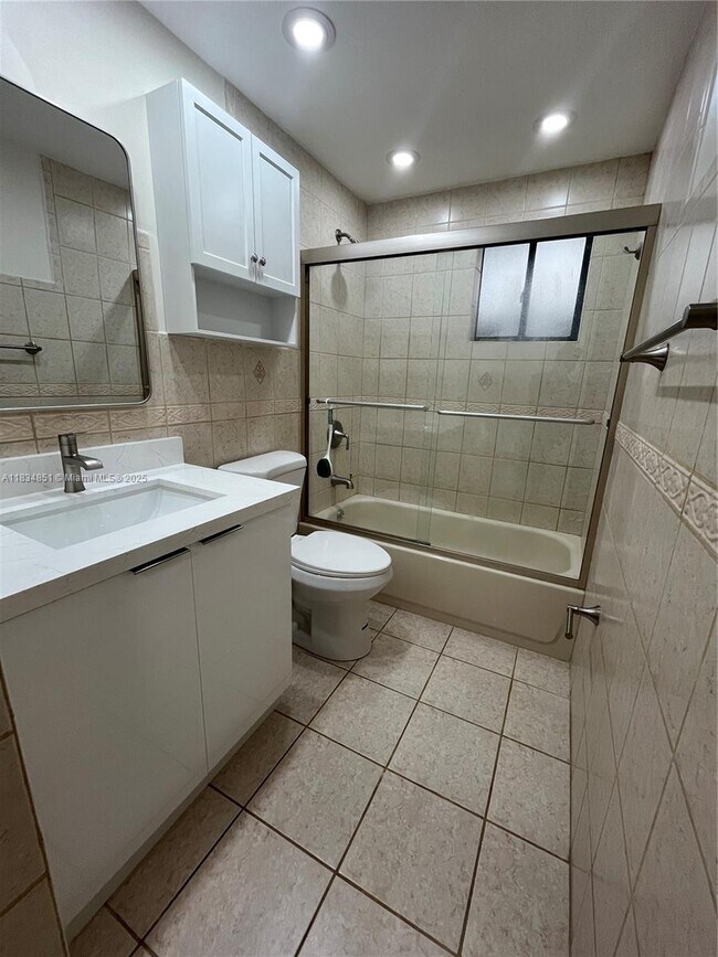8540 SW 133rd Avenue Rd in Miami, FL - Building Photo - Building Photo