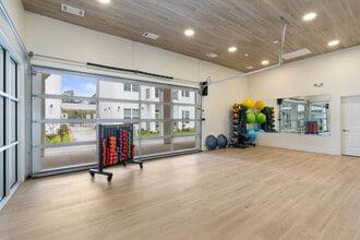 Oak Grove at Blake Farm in Wilmington, NC - Foto de edificio - Interior Photo