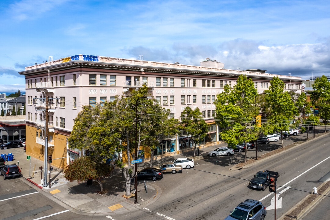 Shattuck Apartments in Berkeley, CA - Building Photo