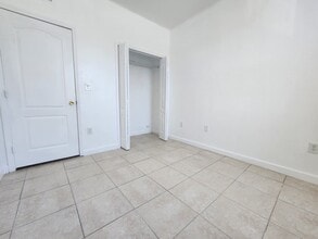 1539 SE 27th St, Unit 201 in Homestead, FL - Foto de edificio - Building Photo