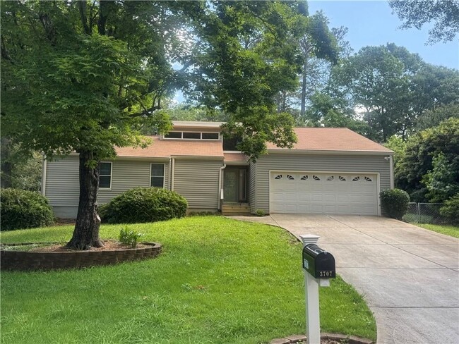 3707 Loveland Terrace in Chamblee, GA - Building Photo - Building Photo
