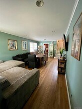 59 Dunwood Rd in Port Washington, NY - Building Photo - Building Photo