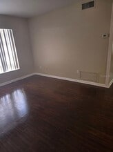 7601 Paula Dr in Tampa, FL - Building Photo - Building Photo