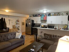 17 Wensley St in Boston, MA - Building Photo - Building Photo