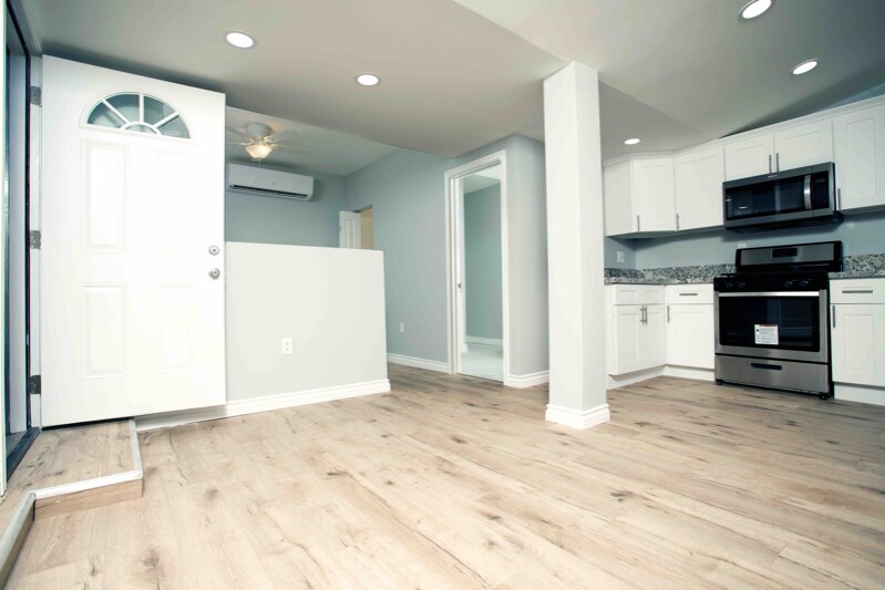 224 N 6th St in Montebello, CA - Building Photo