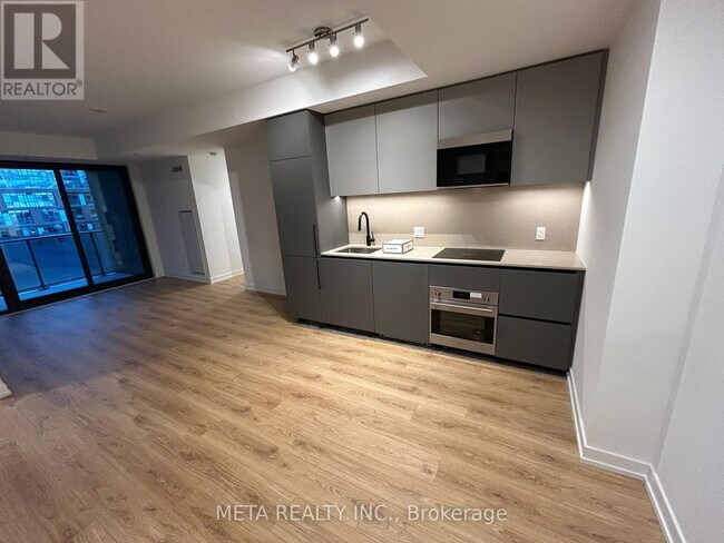 35 Parliament St in Toronto, ON - Building Photo - Building Photo