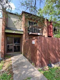 1310 Chimney Wood Ln