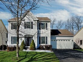 1961 Creekview Dr in Marysville, OH - Building Photo